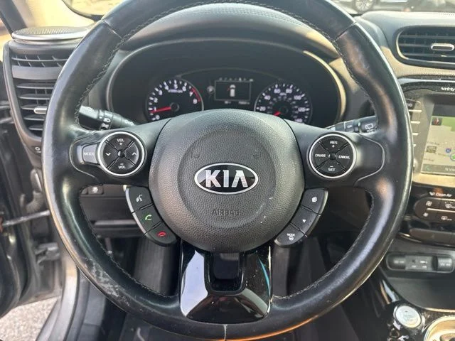 Used 2016 Titanium Gray Kia Exclaim image 14