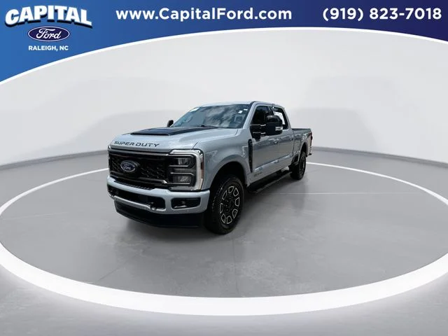 Used 2024 Gray Ford Lariat image 4