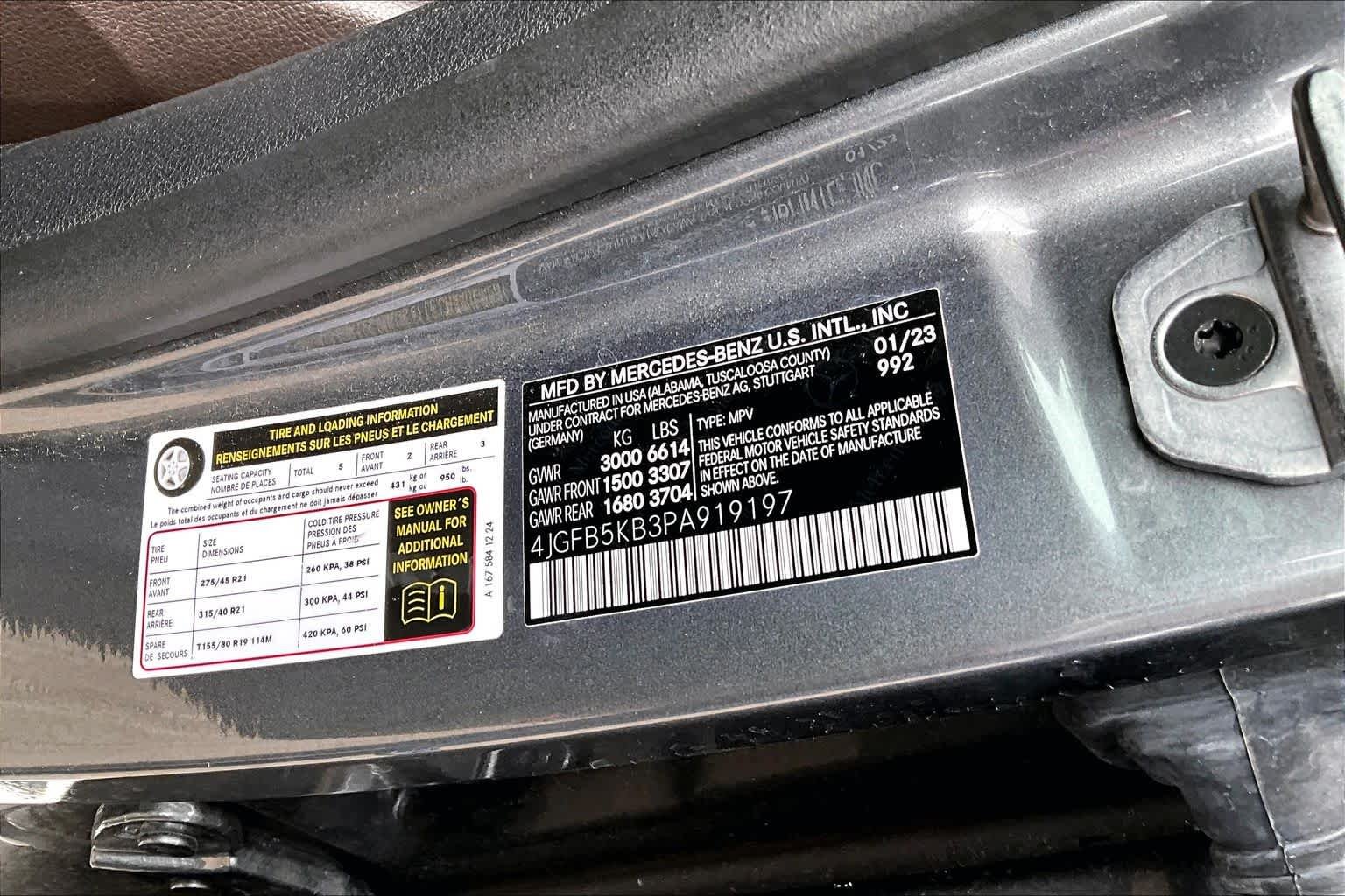Used 2023 Selenite Grey Metallic Mercedes-Benz GLE 450 image 32