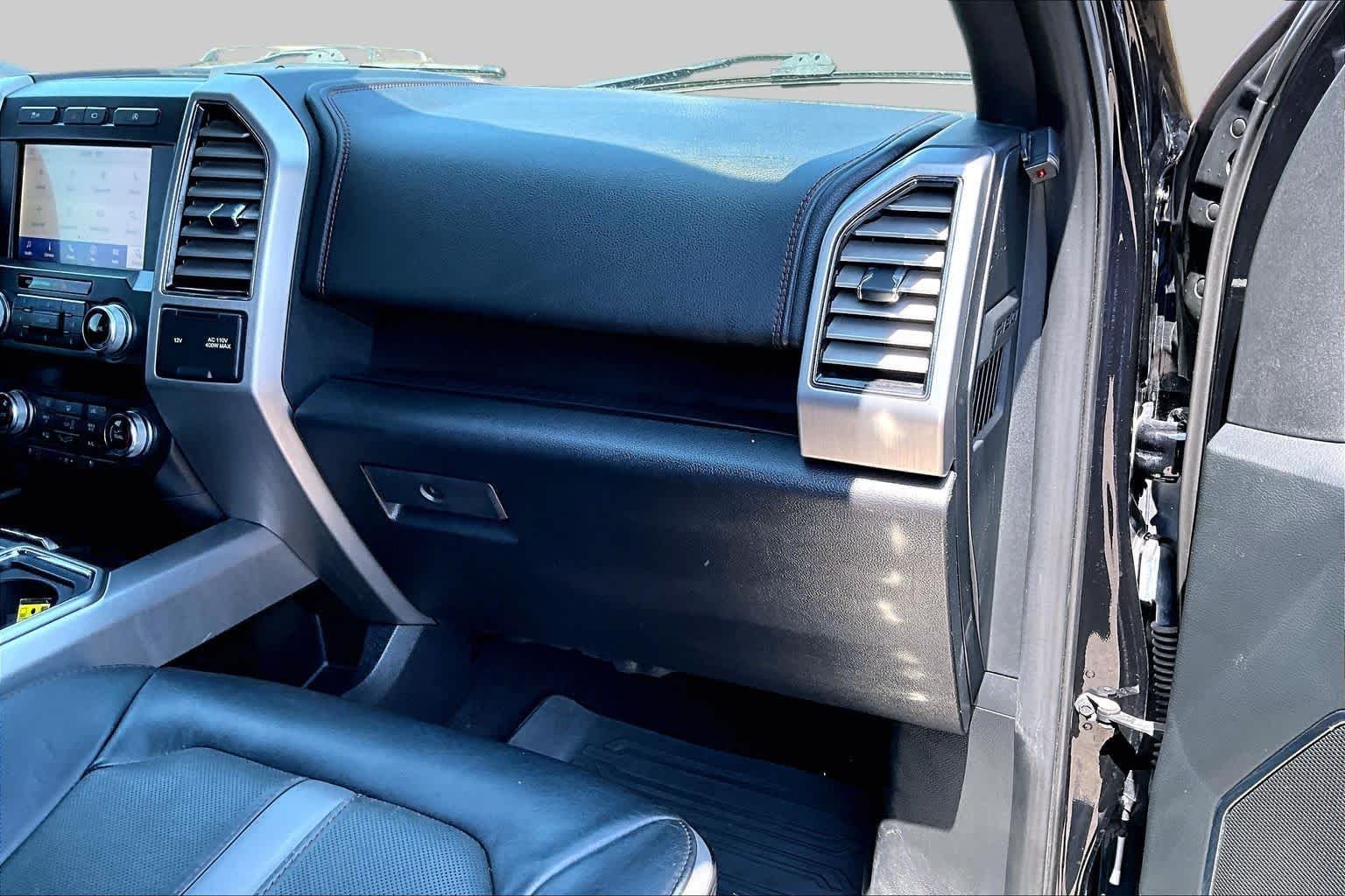 Used 2019 Agate Black Ford Platinum image 22