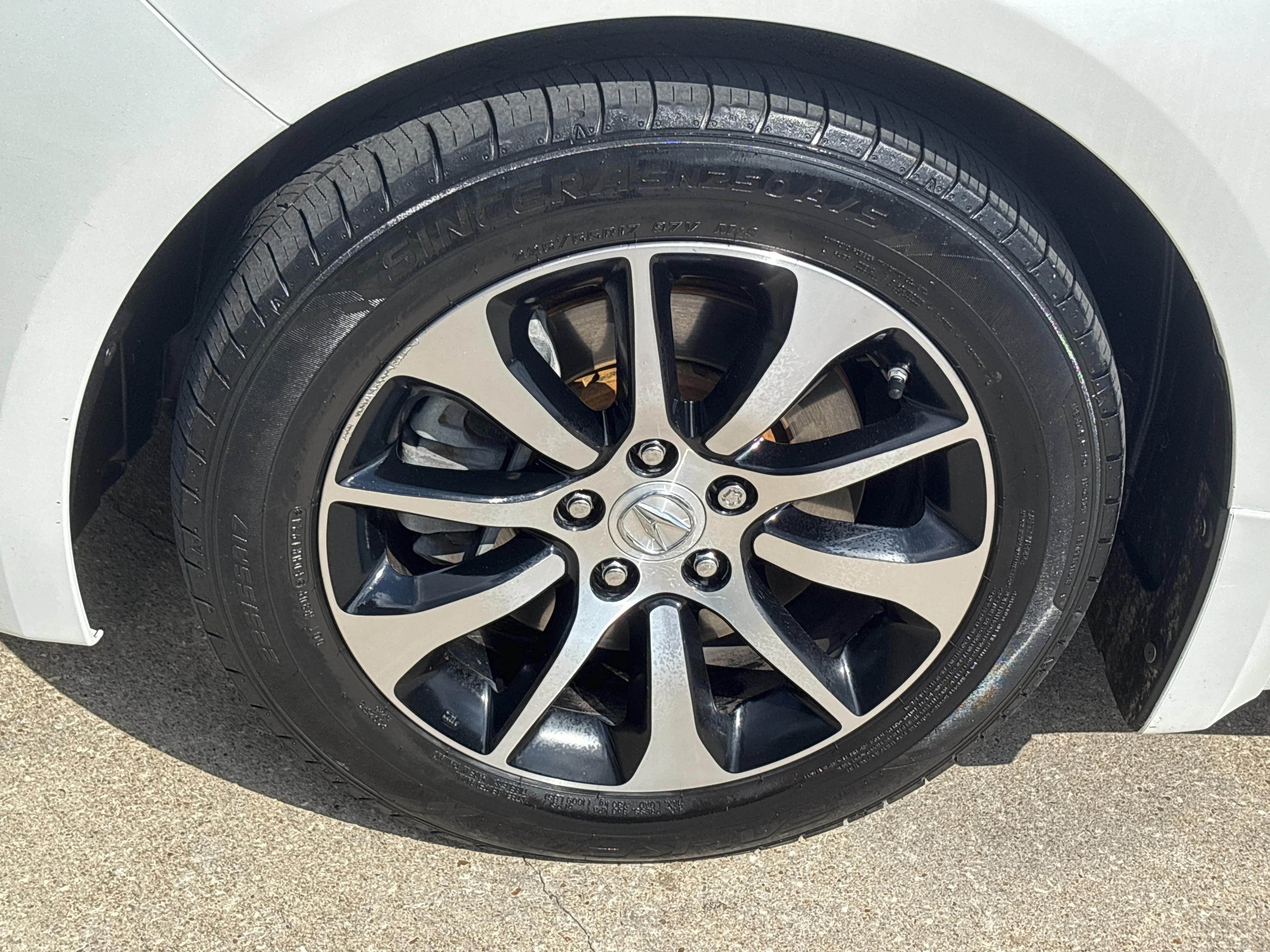 Used 2015 White Acura Base image 11