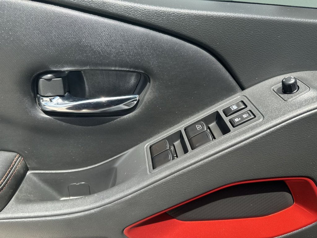 Used 2023 Red Nissan PRO-4X image 22
