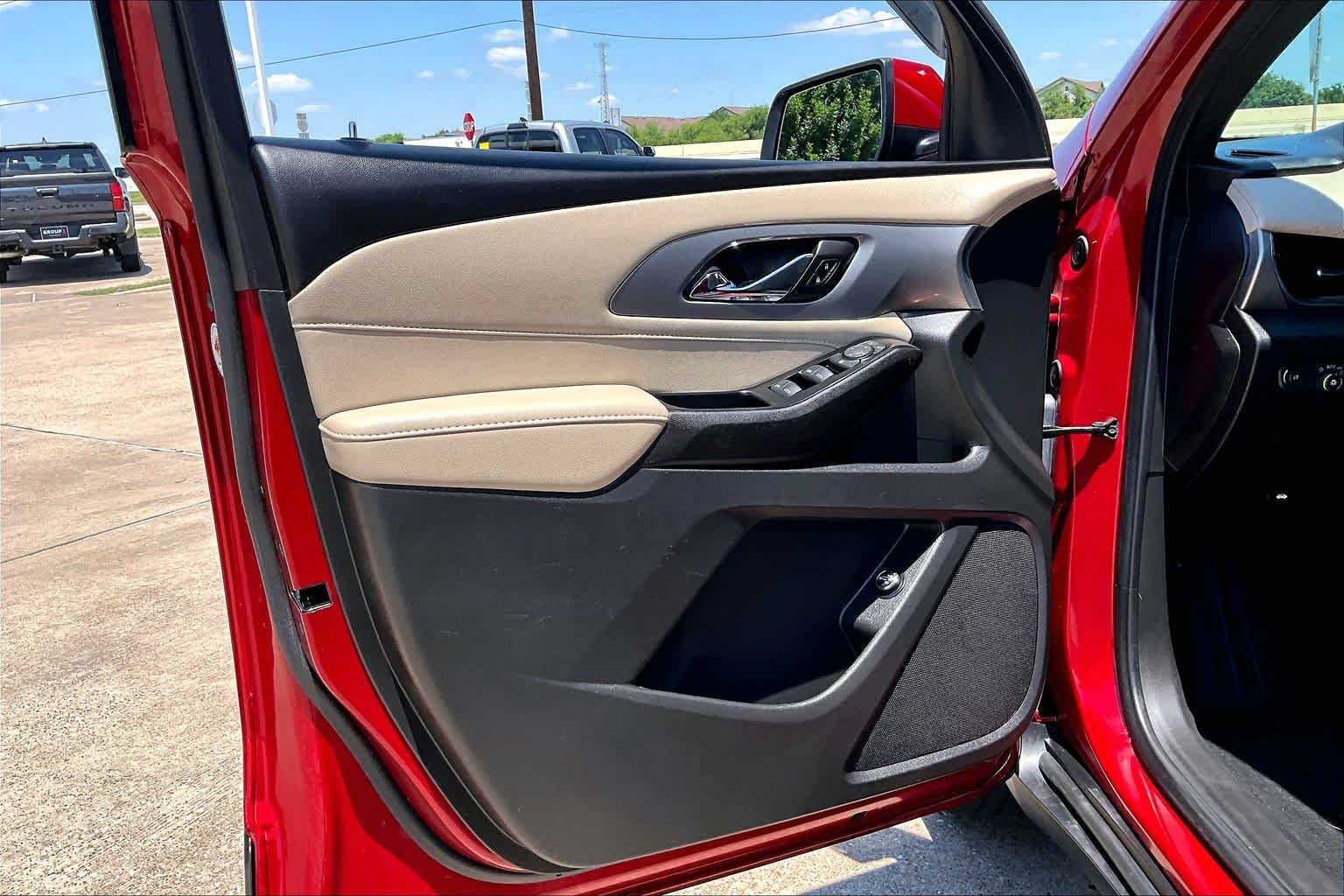 Used 2023 Radiant Red Tintcoat Chevrolet LT Cloth image 29