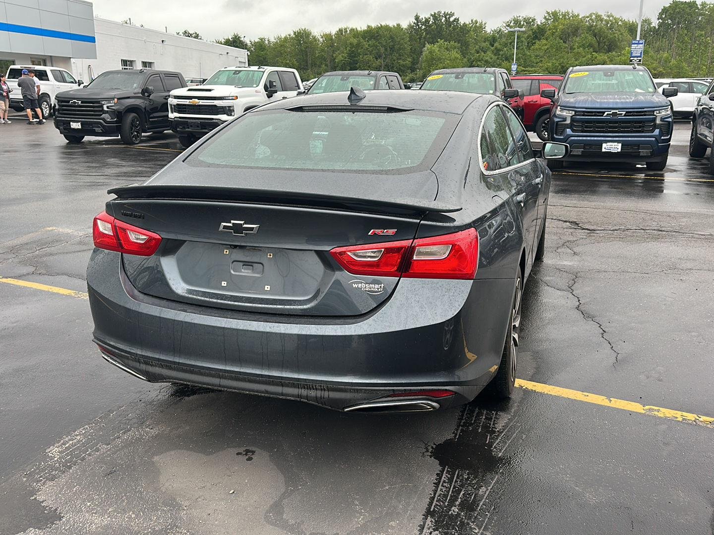 Used 2020 SHADOW GRAY METALLIC Chevrolet RS image 4