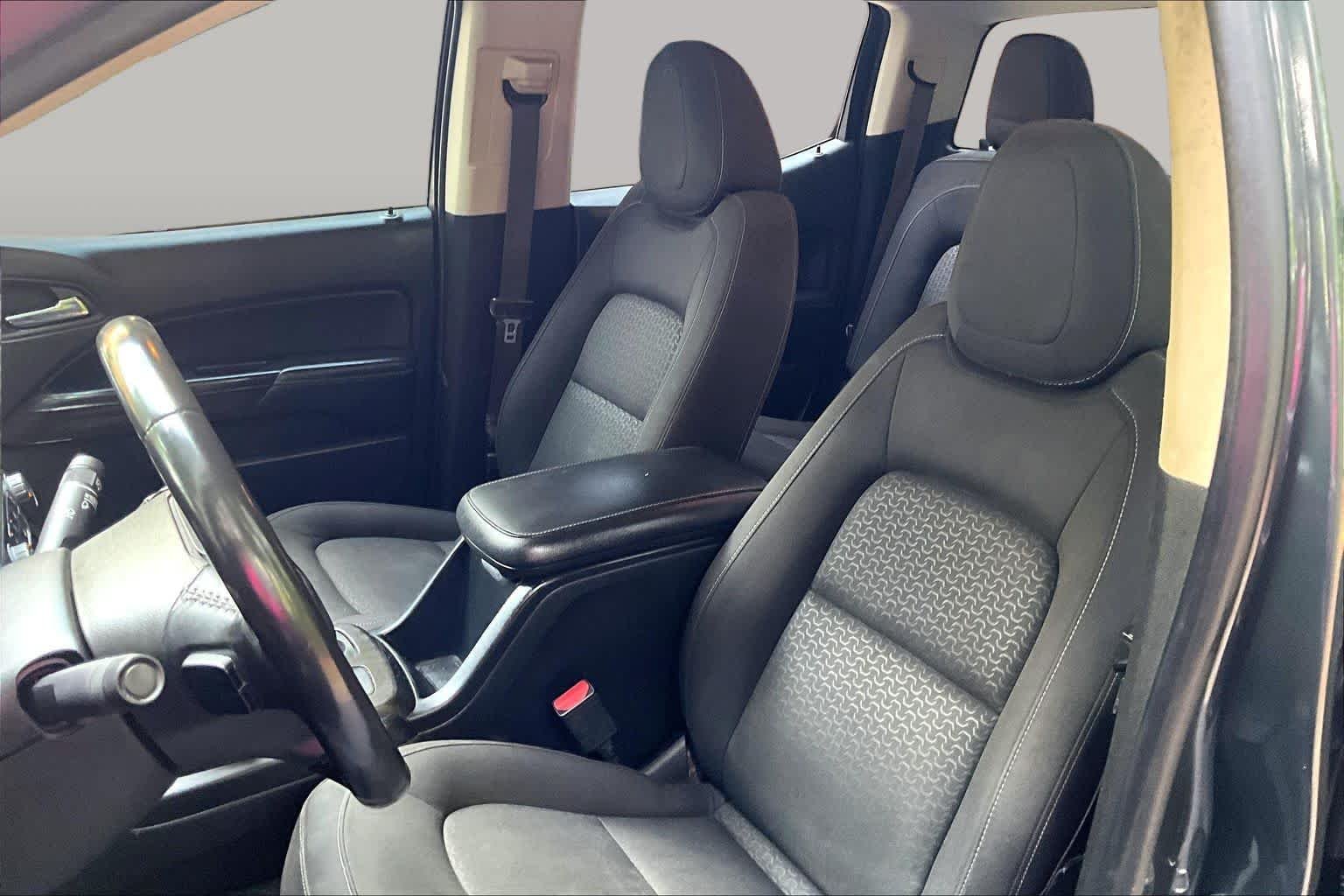Used 2016 Cyber Gray Metallic GMC 2WD SLE image 8