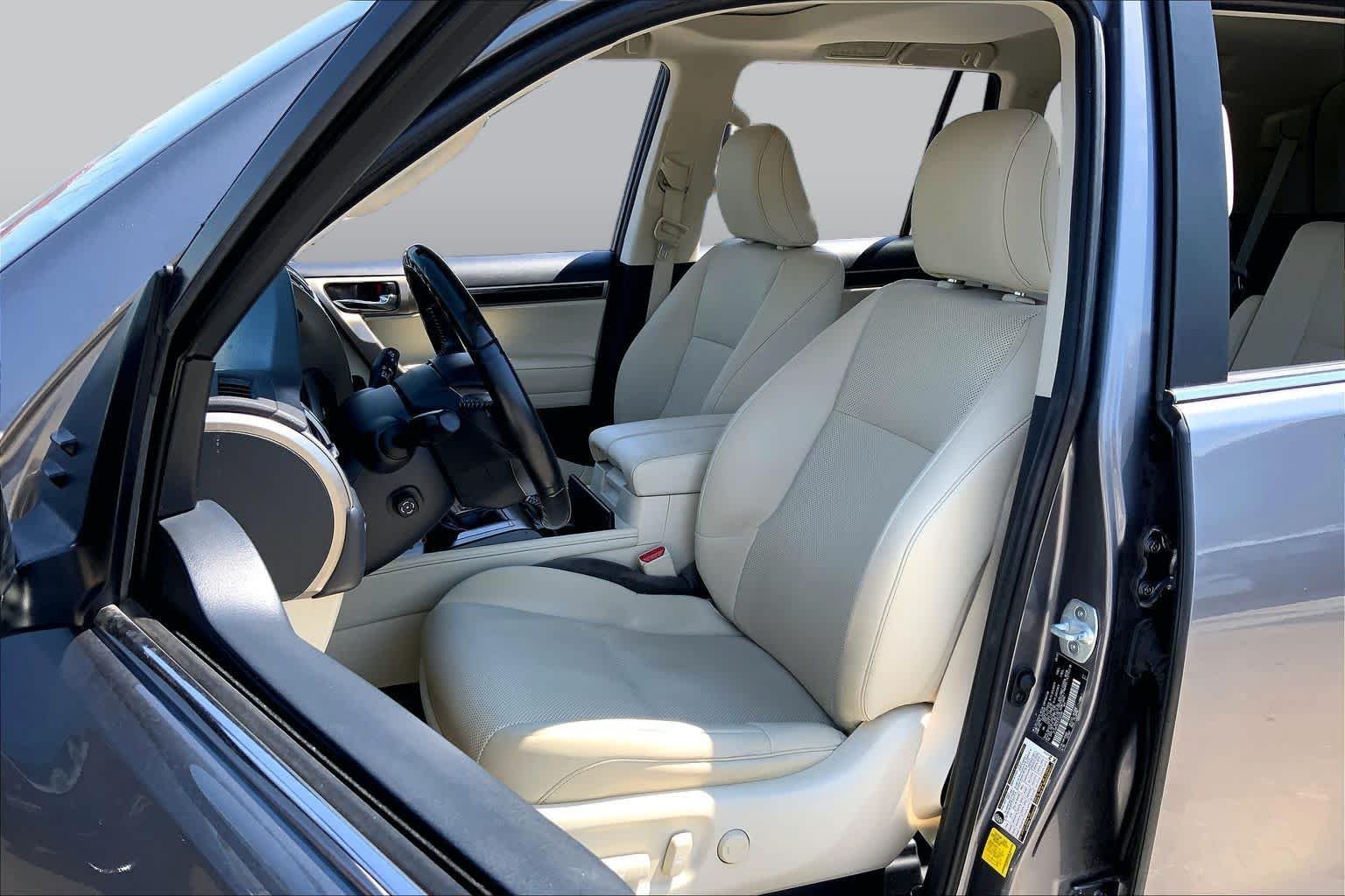 Used 2020 Nebula Gray Pearl Lexus Premium image 7