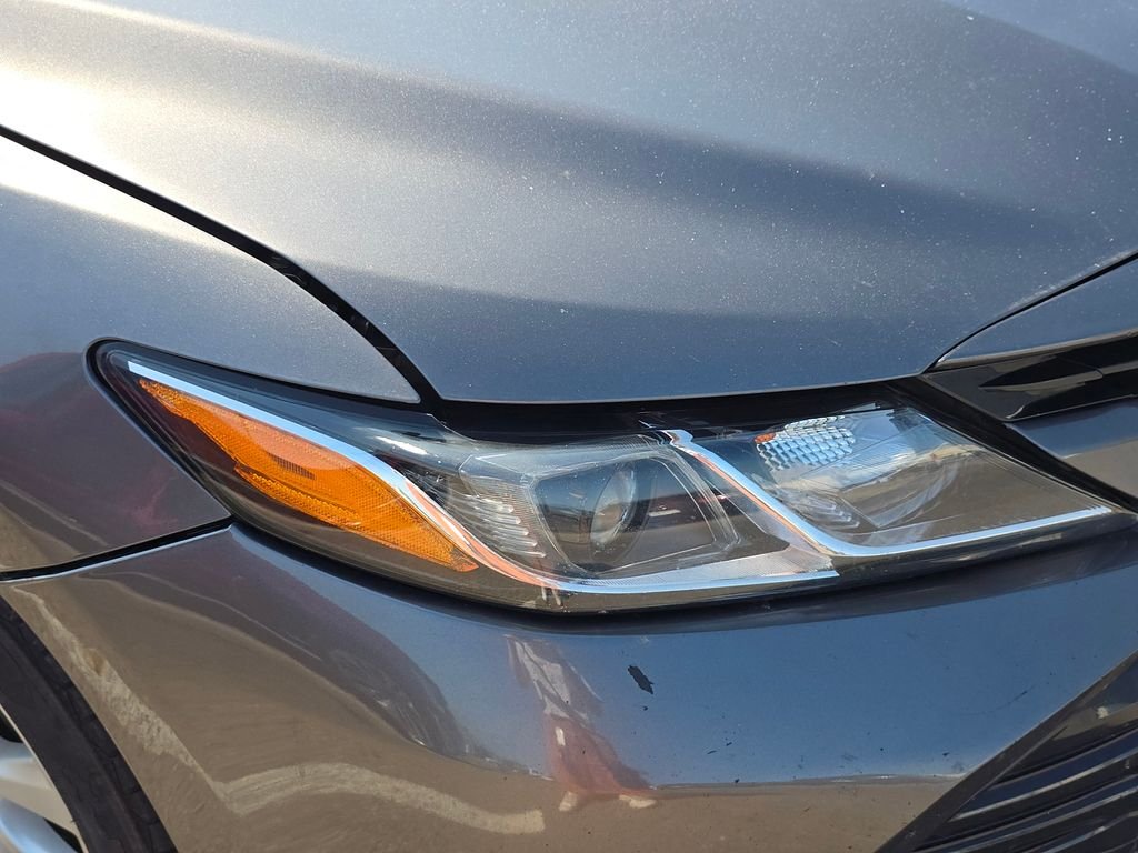 Used 2020 Gray Toyota LE image 15