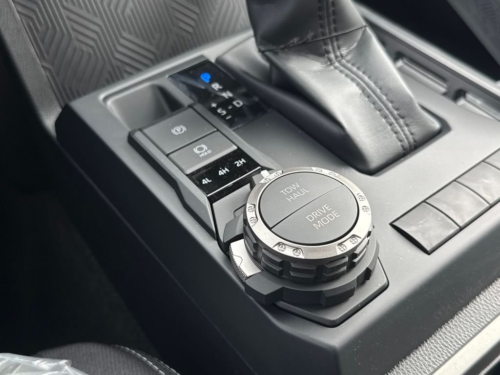 2026 Toyota Tacoma TRD Sport - Photo 29