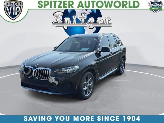 Used 2024 Black Sapphire Metallic BMW sDrive30i image 4