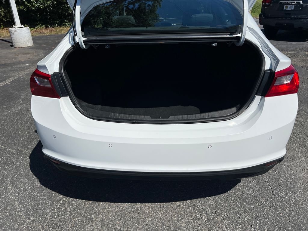Used 2023 Summit White Chevrolet LS image 27