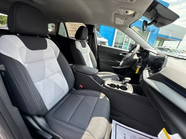 2026 Chevrolet Trax LS - Photo 10