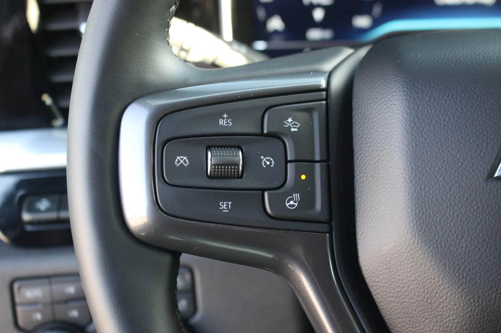 Used 2025 Black Chevrolet High Country image 21