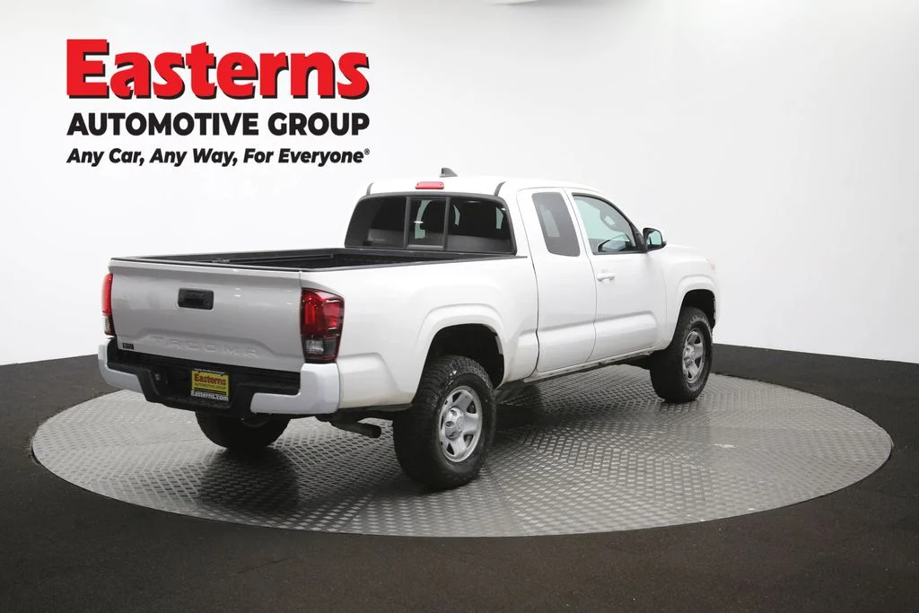Used 2021 White Toyota SR image 38