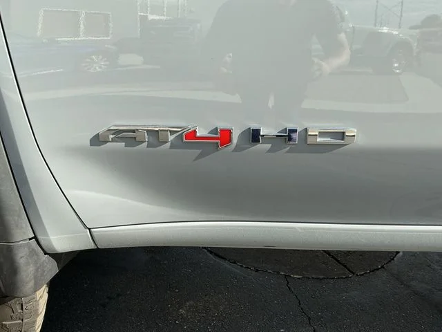 Used 2024 Gray GMC AT4 image 23