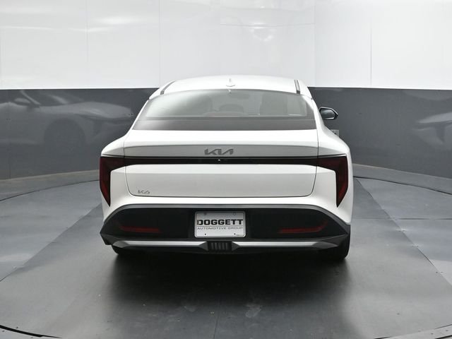 Used 2025 White Kia LXS image 5