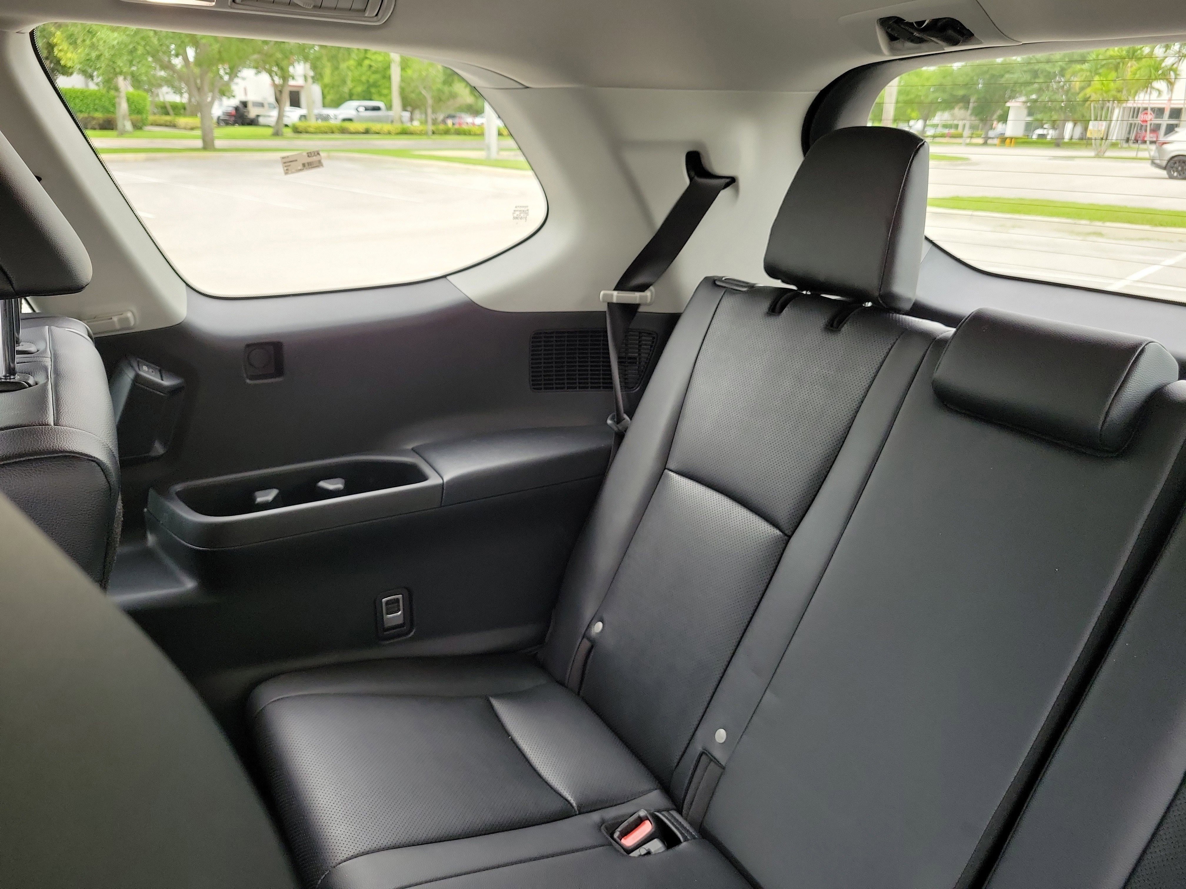 Used 2026 Cloud Toyota XLE image 14