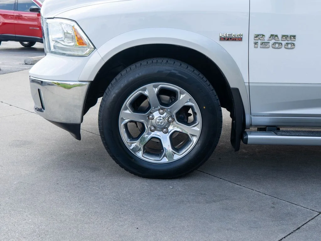 Used 2015 White Ram Laramie image 31