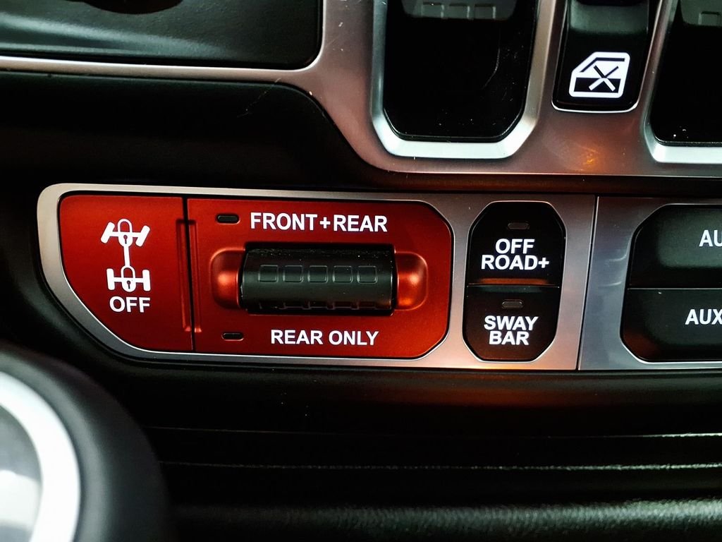 Used 2023 Gray Jeep Rubicon image 22