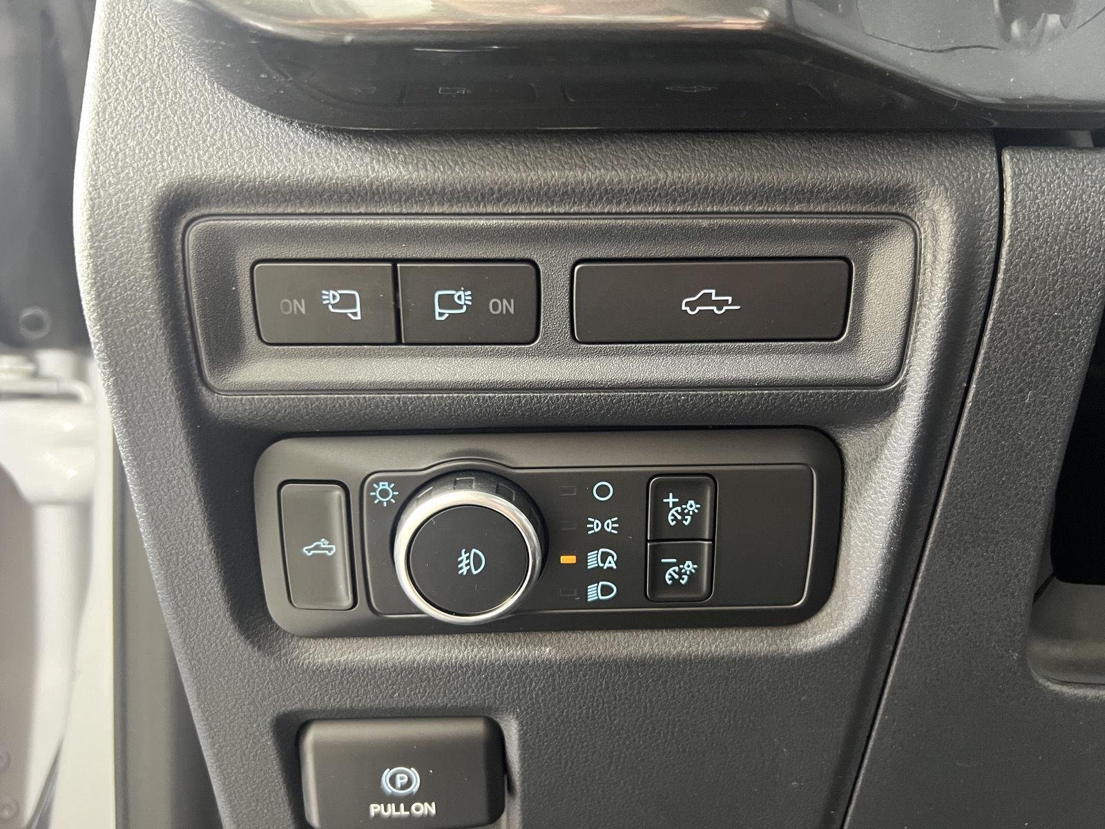 Used 2021 Space White Ford XLT image 16