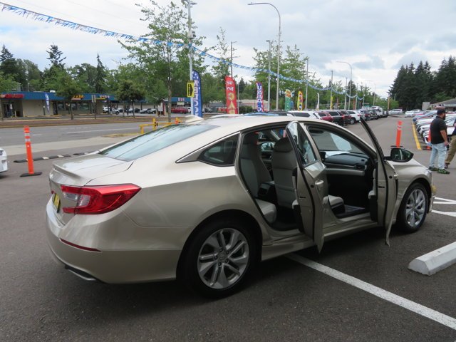 Used 2018 Kona Coffee Metallic Honda LX 1.5T image 8