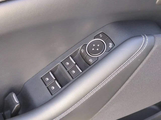 Used 2021 Gray Ford Select image 13