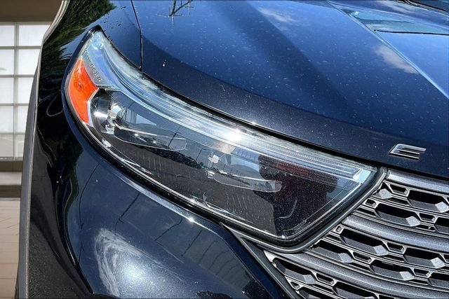 Used 2021 Black Ford XLT image 30