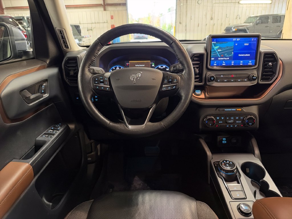 Used 2021 Blue Ford Outer Banks image 17
