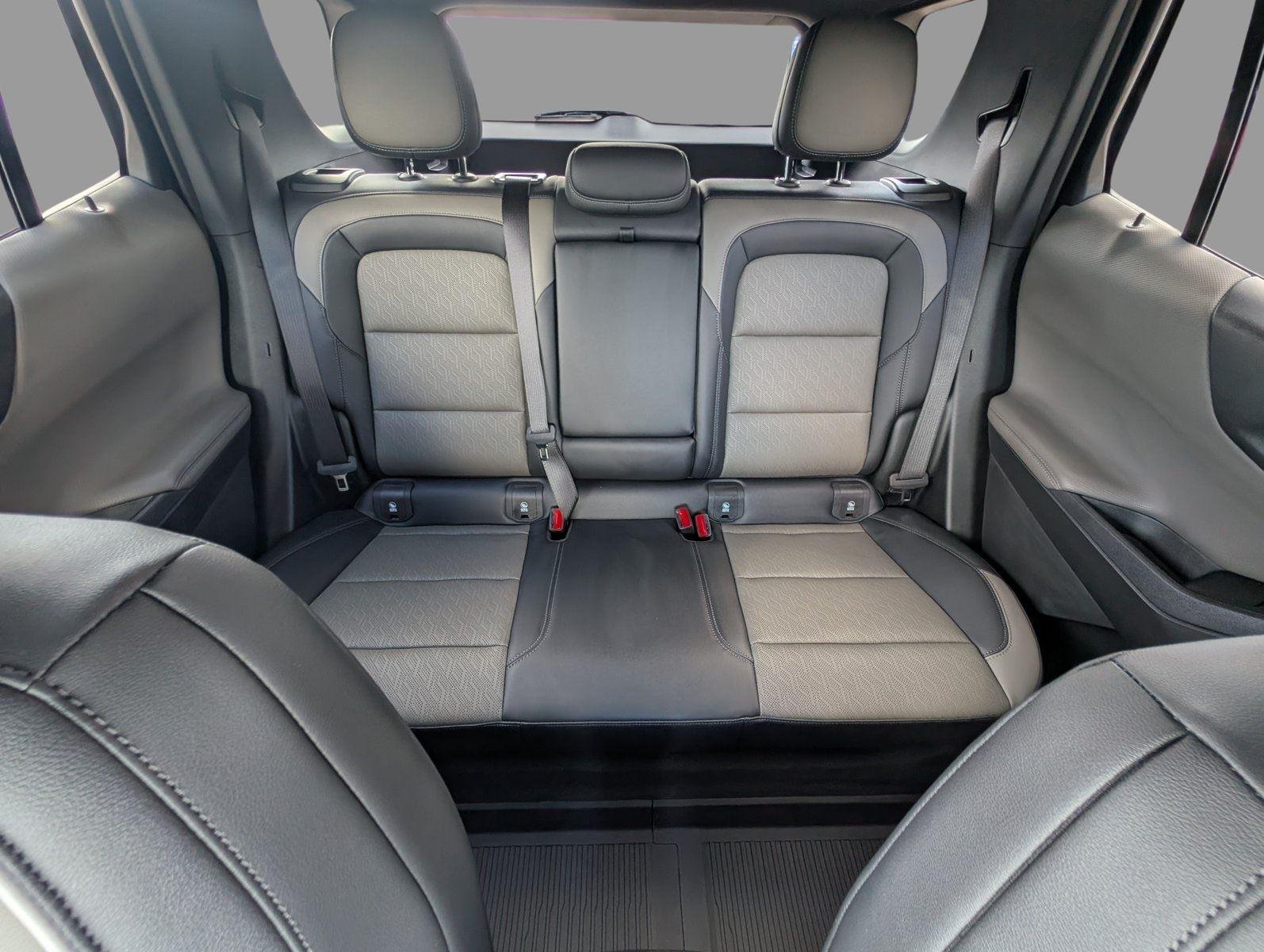 New 2026 Summit White Chevrolet LT image 34