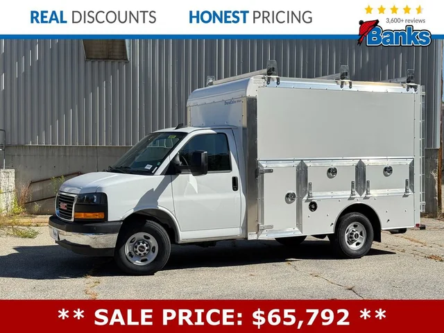 2025 GMC Savana Cutaway 3500 1WT