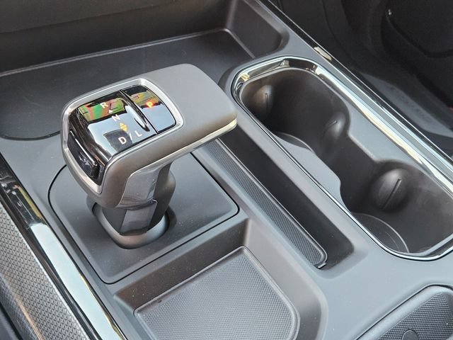 2026 Chevrolet Silverado 1500 ZR2 - Photo 13