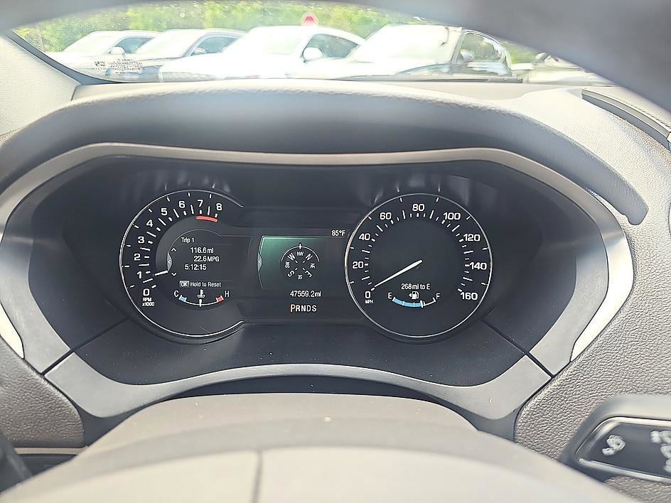 Used 2018 Mocha Metallic Lincoln Select image 19