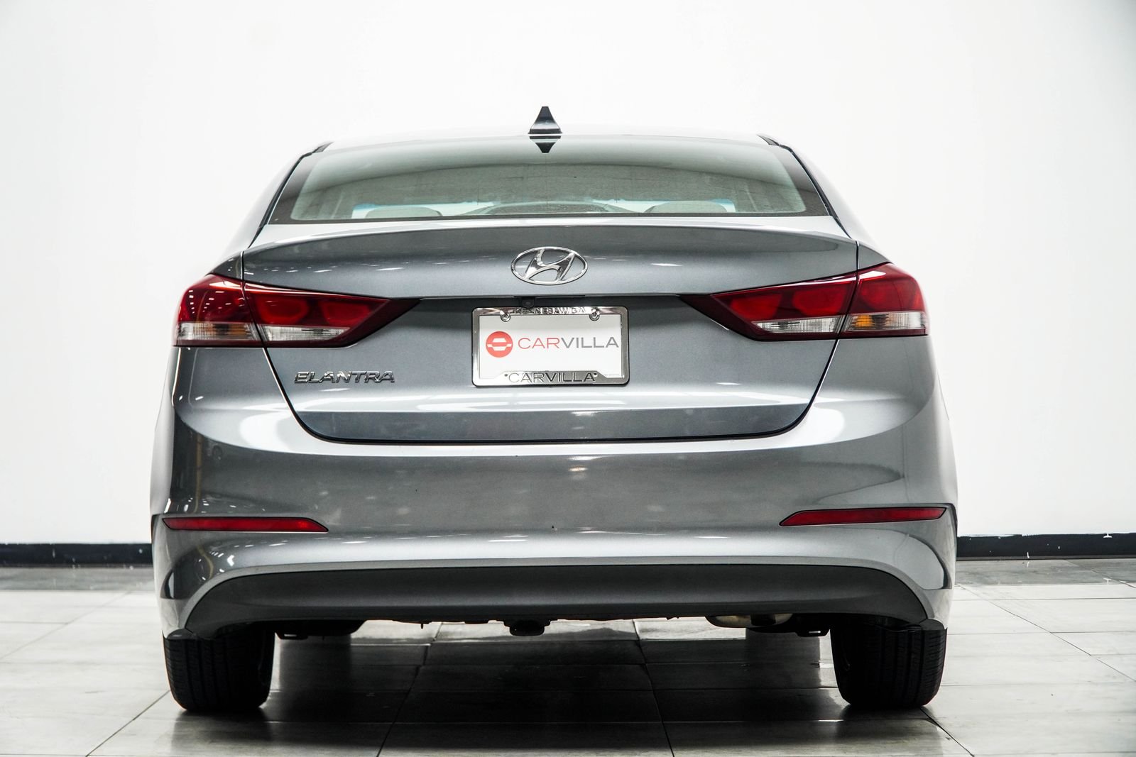 Used 2018 Gray Hyundai Value Edition image 11