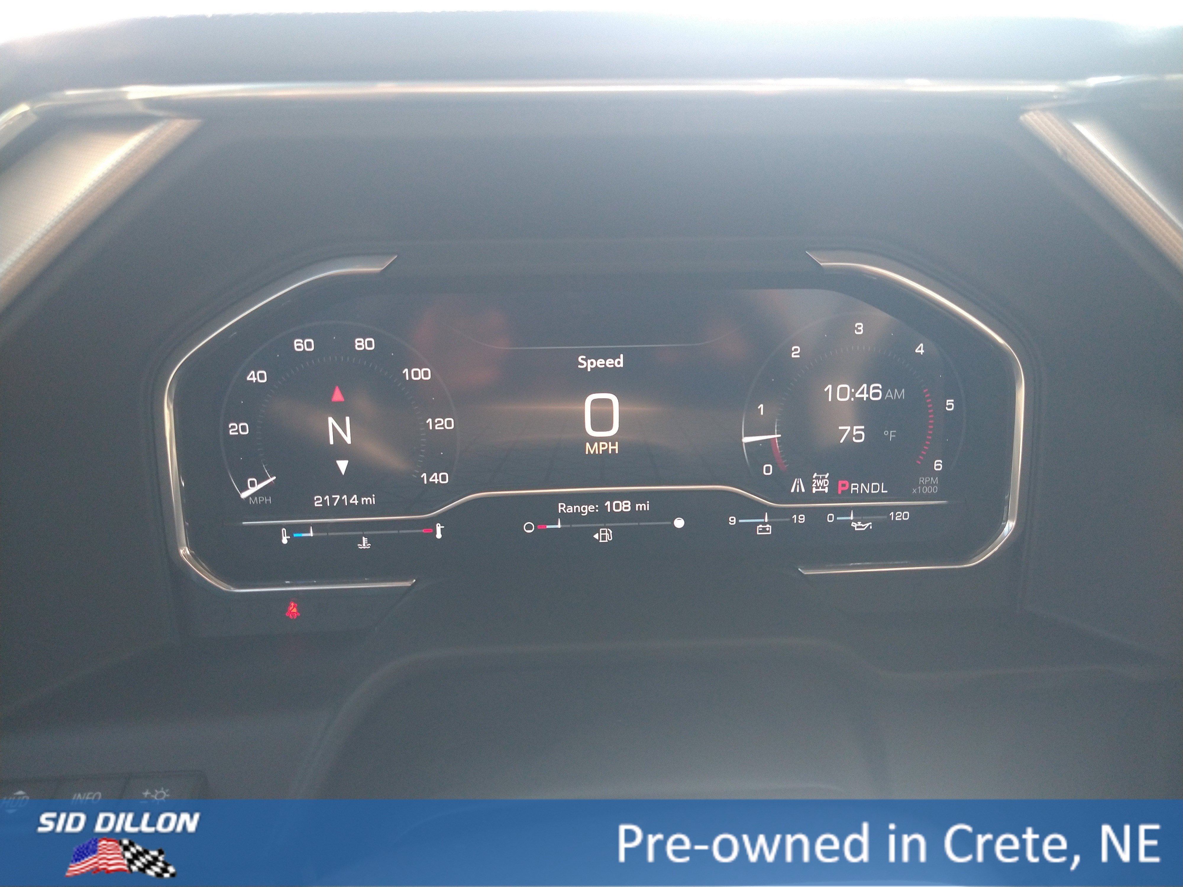 Used 2025 White Frost Tricoat GMC Denali image 19