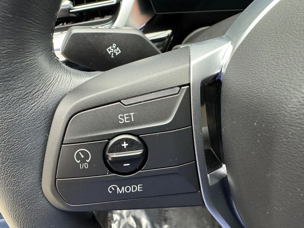 Used 2025 Blue BMW xDrive28i image 15