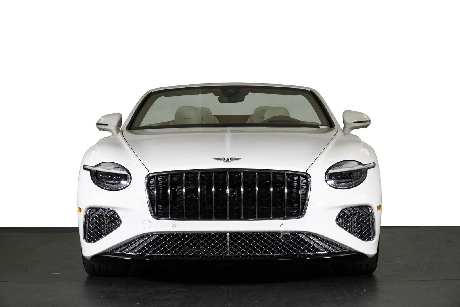 New 2026 White Bentley  image 7