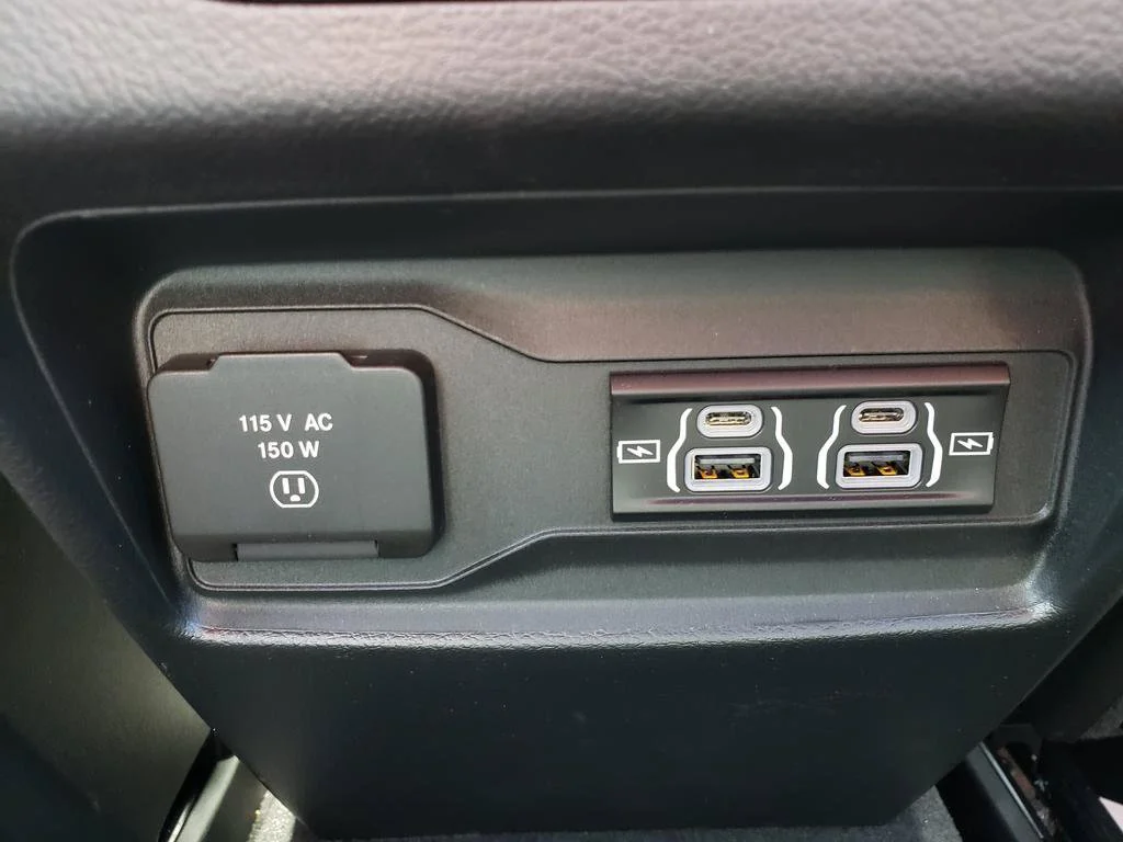 2025 Jeep Grand Cherokee Altitude - Photo 13