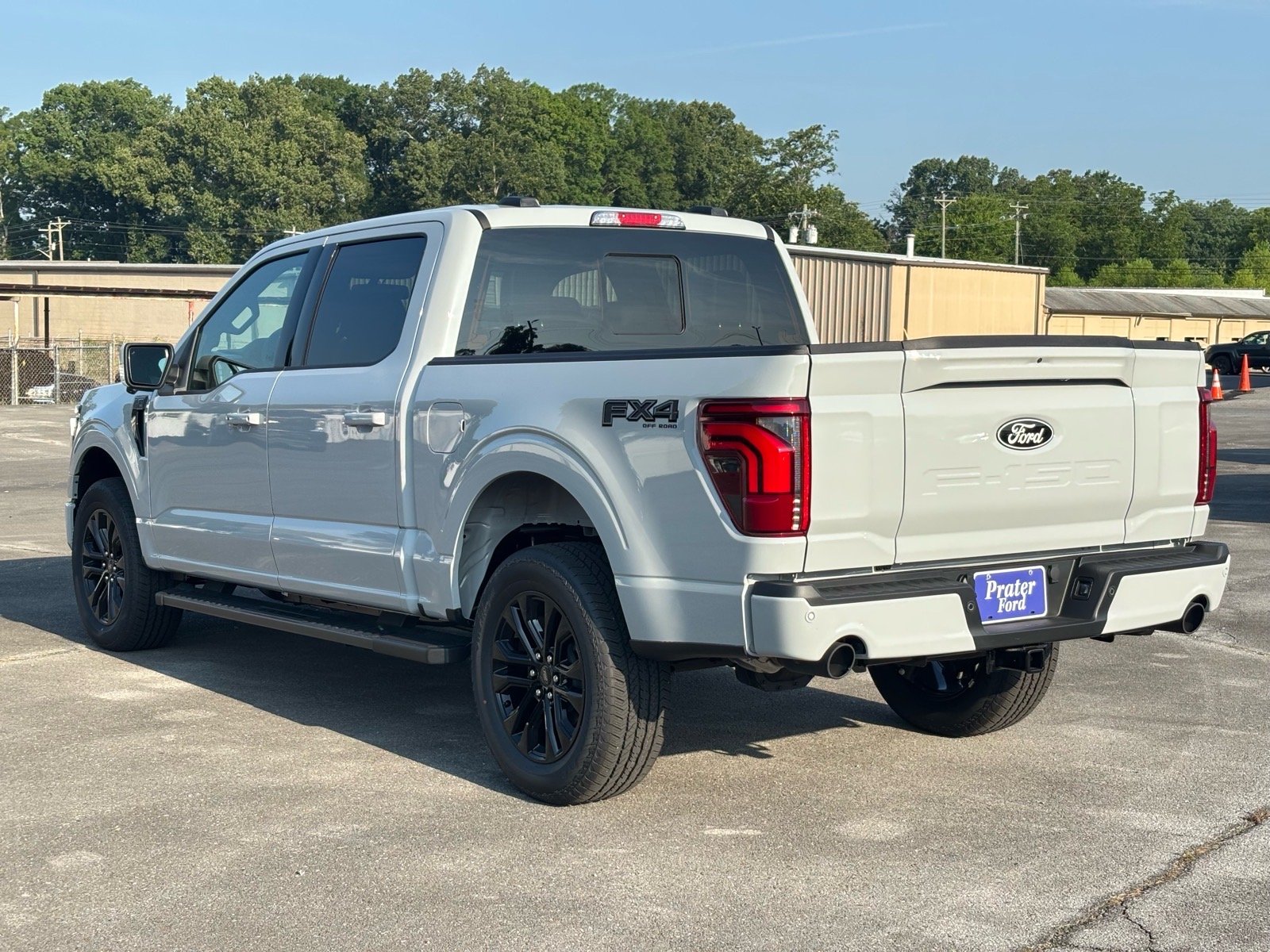 New 2026 Avalanche Ford Lariat® image 3