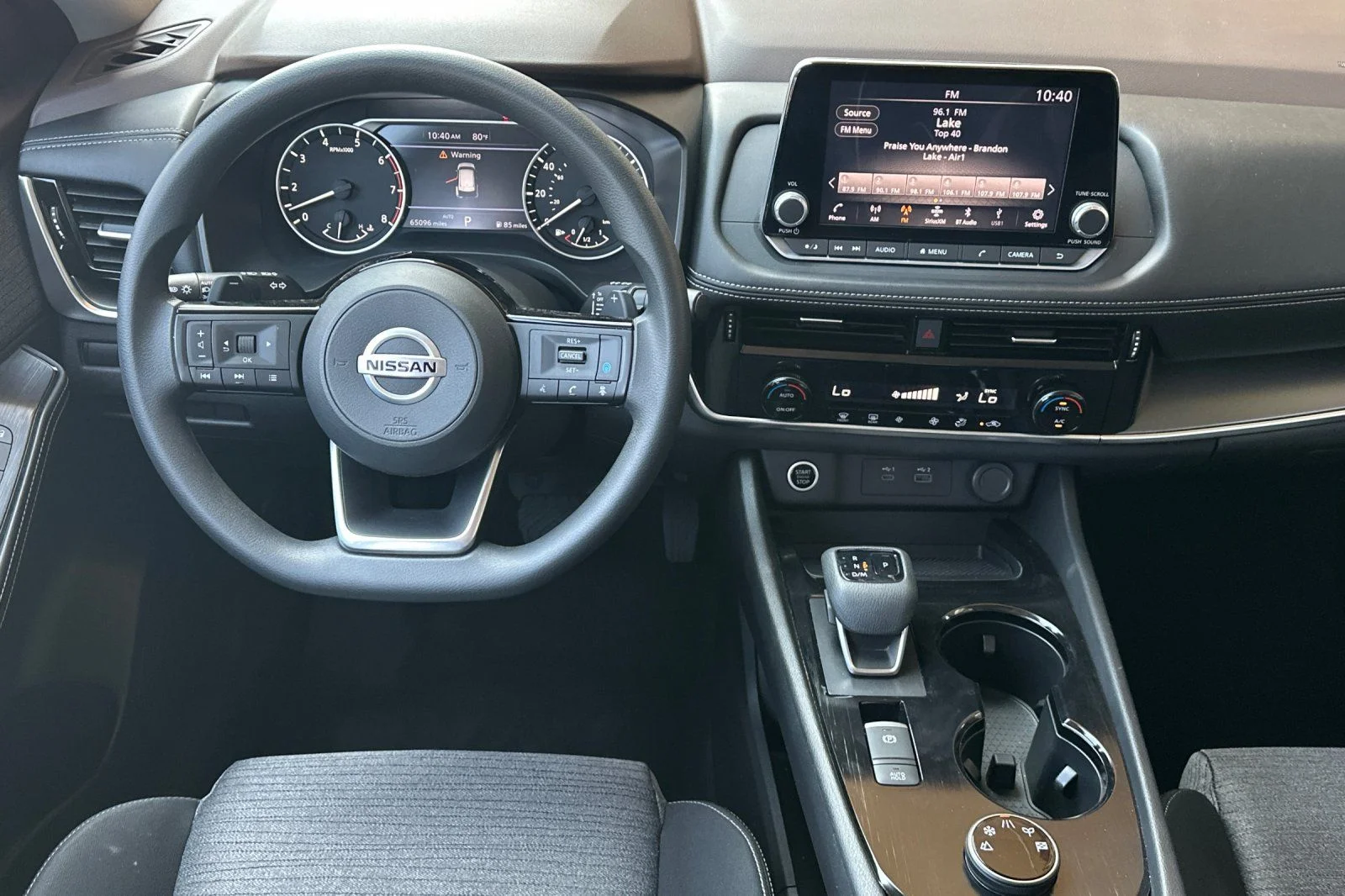 Used 2021 Gray Nissan SV image 13