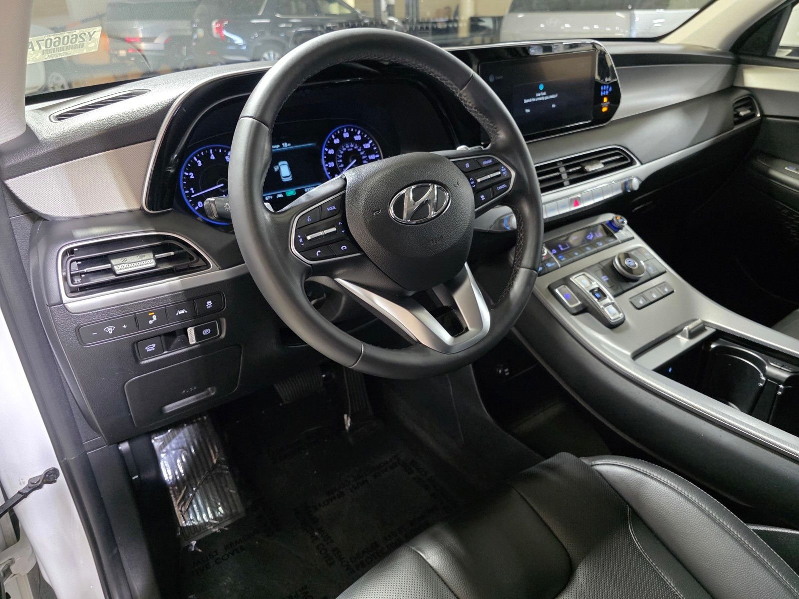 Used 2022 Hyper White Hyundai SEL image 25