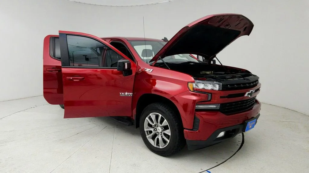 Certified Used 2022 Cherry Red Tintcoat Chevrolet RST image 7