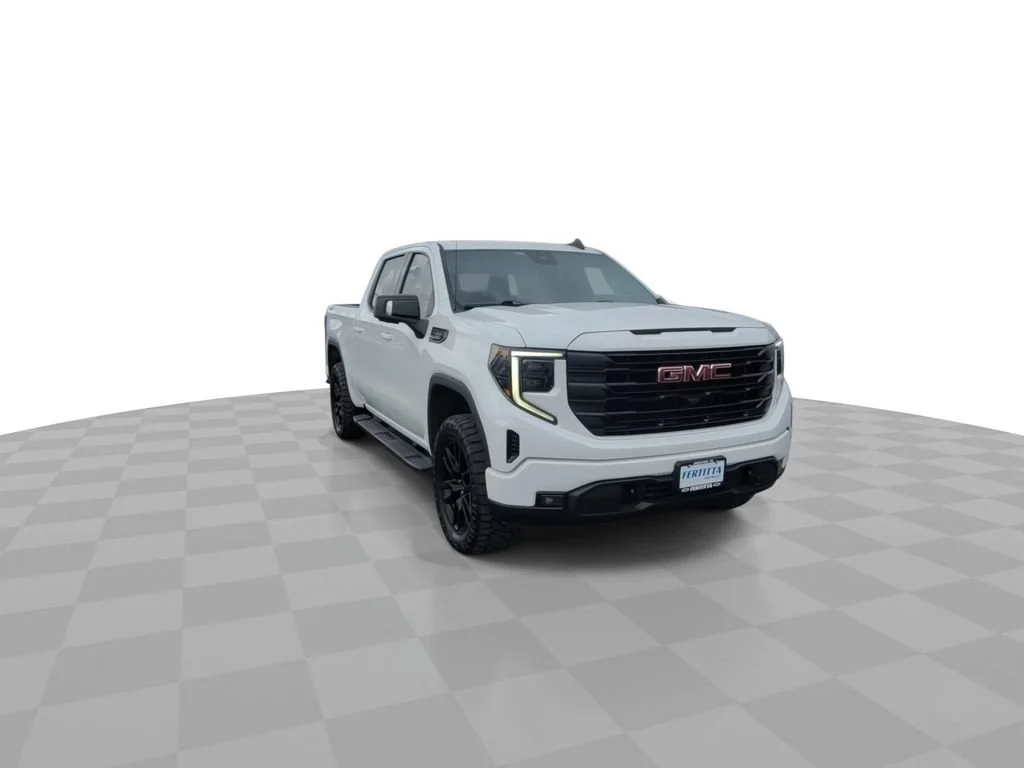 Used 2022 Summit White GMC Elevation image 2