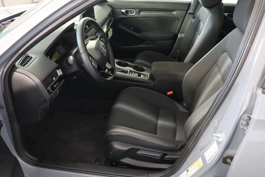 Used 2026 Urban Gray Pearl Honda Sport image 18