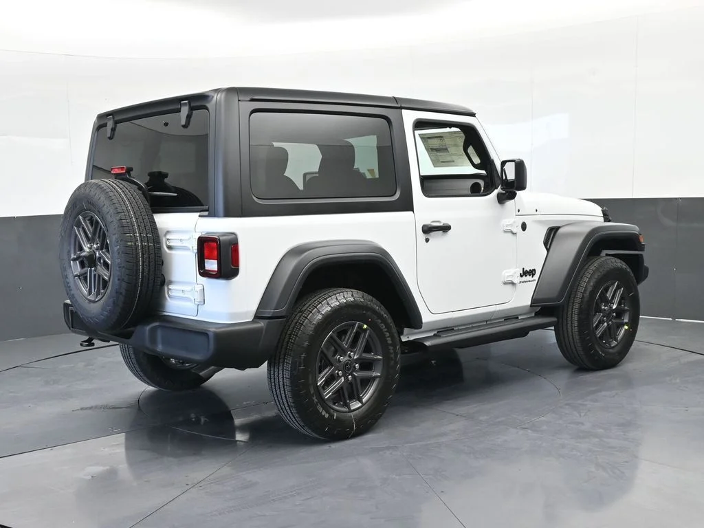 New 2026 Bright White Clear-Coat Exterior Paint Jeep Sport image 6