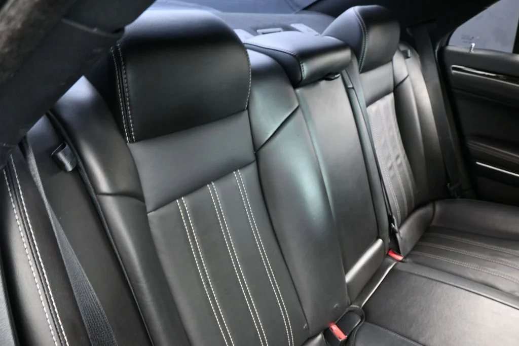 Used 2018 Maximum Steel Metallic Clearcoat Chrysler S image 40