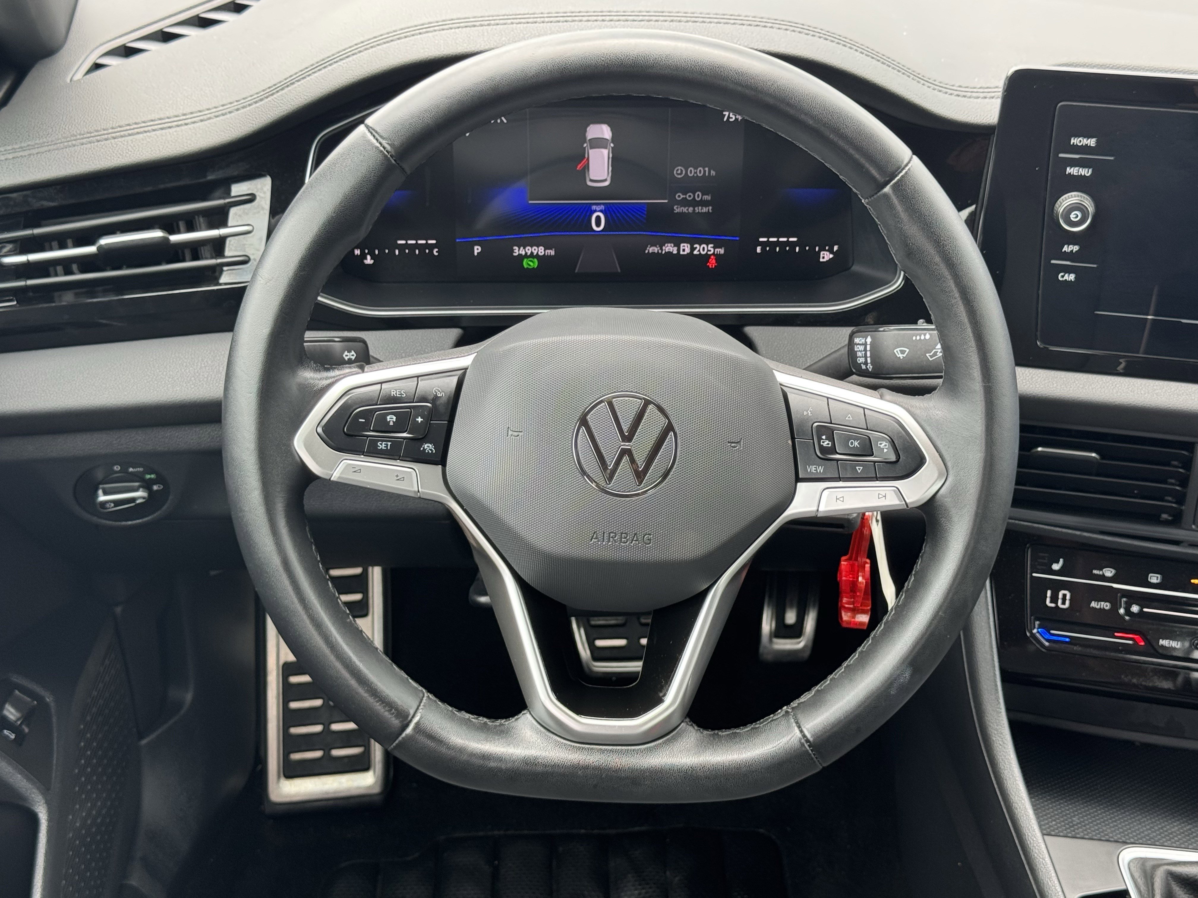 Used 2025 White Volkswagen Sport image 15