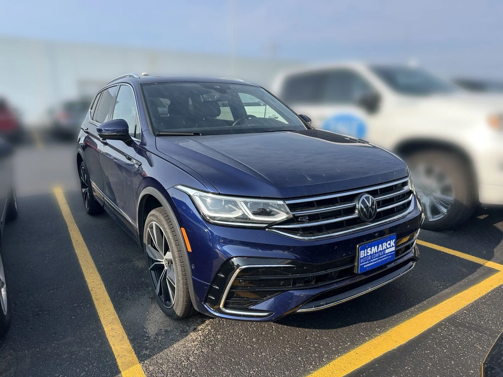 Certified Used 2024 Blue Volkswagen 2.0T SEL R-Line image 2