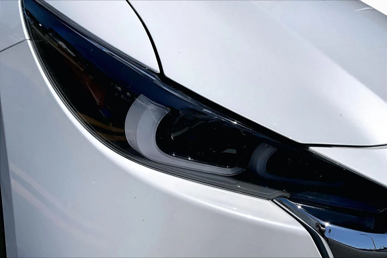 Used 2023 Rhodium White Metallic Mazda 2.5 S Premium Package image 27