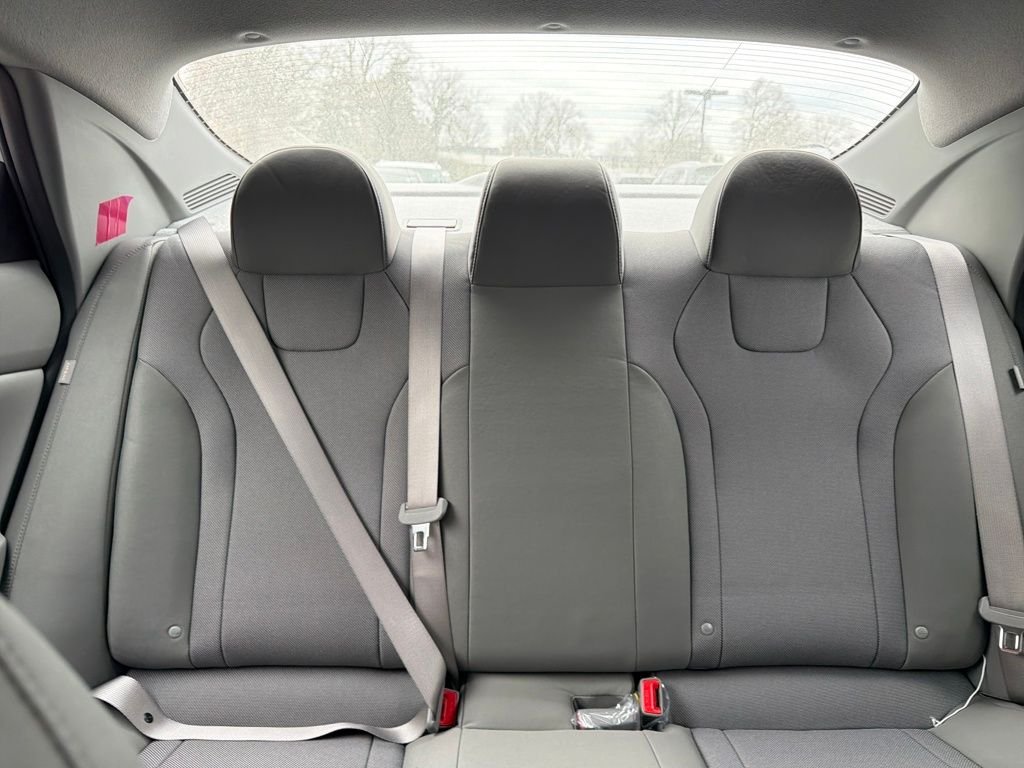 Certified Used 2026 Fluid Metal Hyundai SE image 36