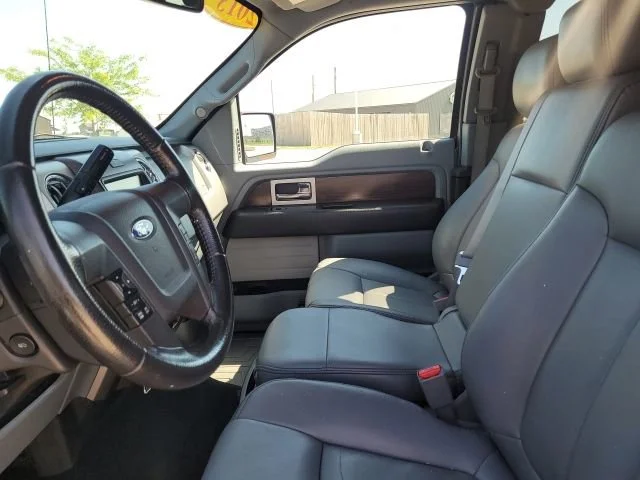 Used 2013  Ford XL image 8