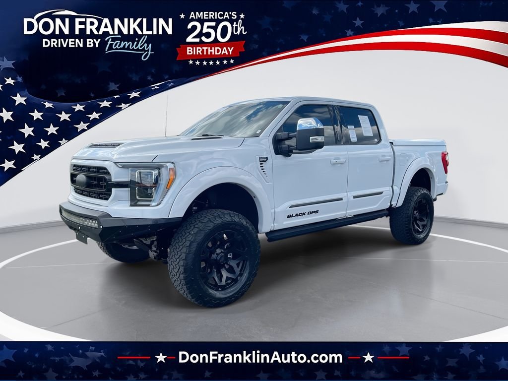Used 2023 White Ford Lariat image 1